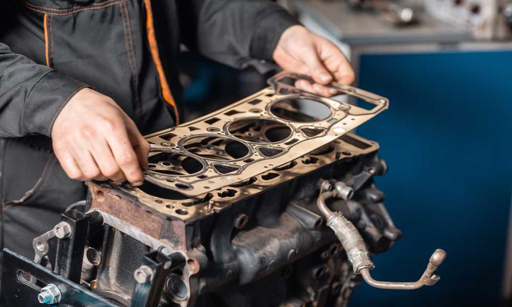  Damaged or failed head gasket