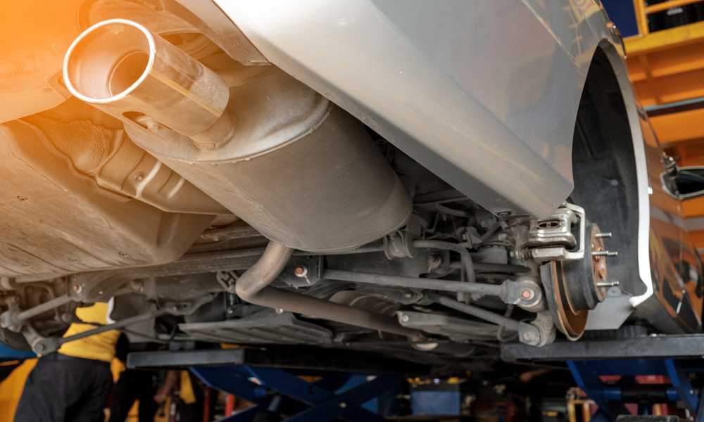 what-can-an-exhaust-leak-cause-5-causes-and-fixes